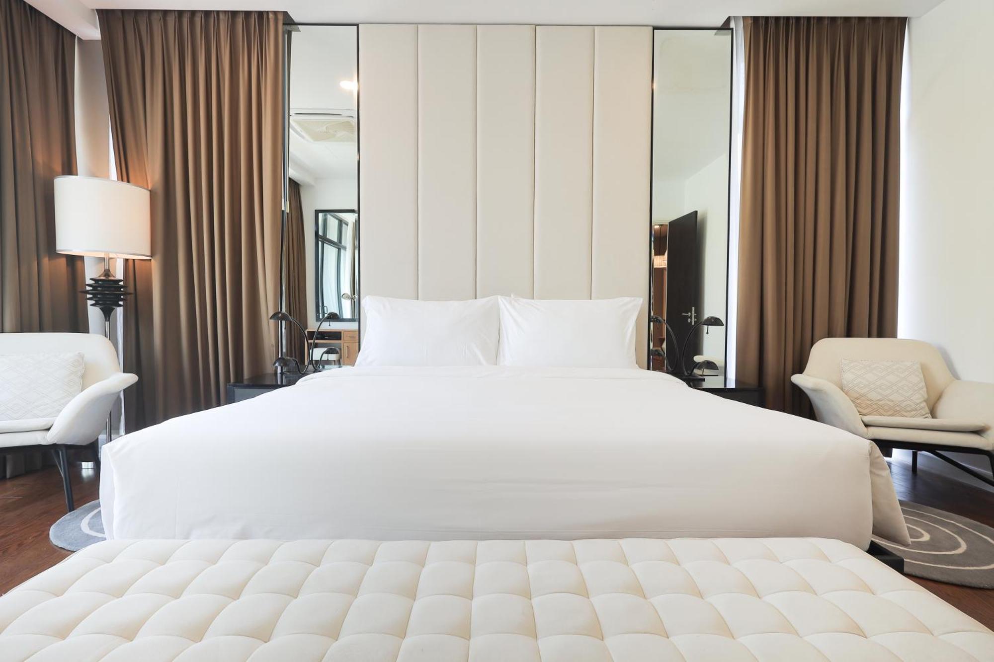 The Riyaz Lavanya Langkawi Pantai Cenang  Exterior photo A bedroom at the hotel