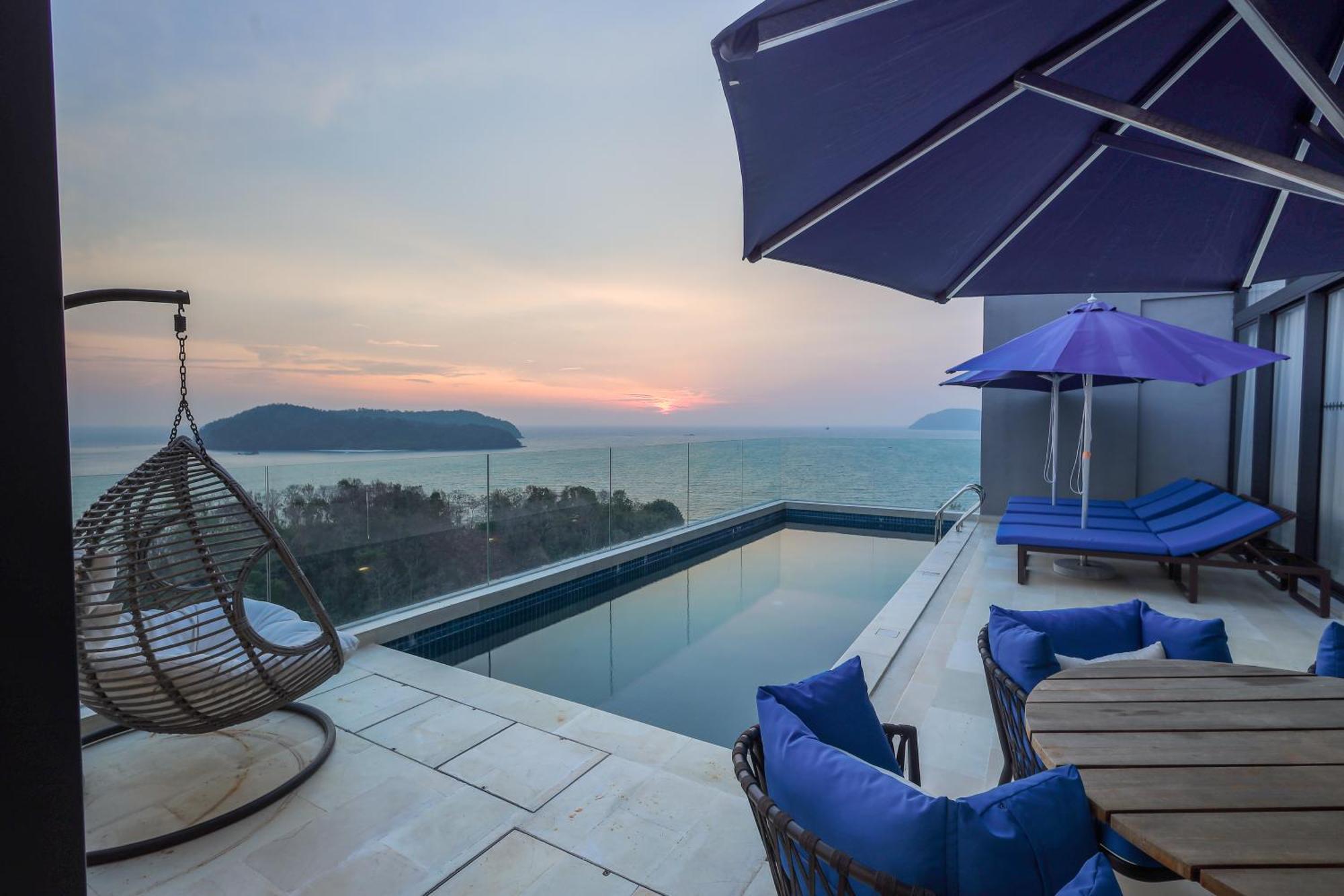The Riyaz Lavanya Langkawi Pantai Cenang  Exterior photo View from the rooftop pool